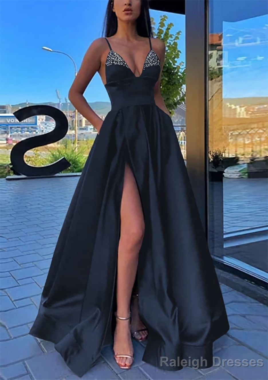A-line V Neck Spaghetti Straps Long/Floor-Length Satin Prom Dresses With Split Pockets Beading Secondary image