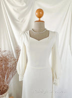 A-Line Vintage White Wedding Dress Elegance Gown Minimal Long Sleeve Style Bride Dress