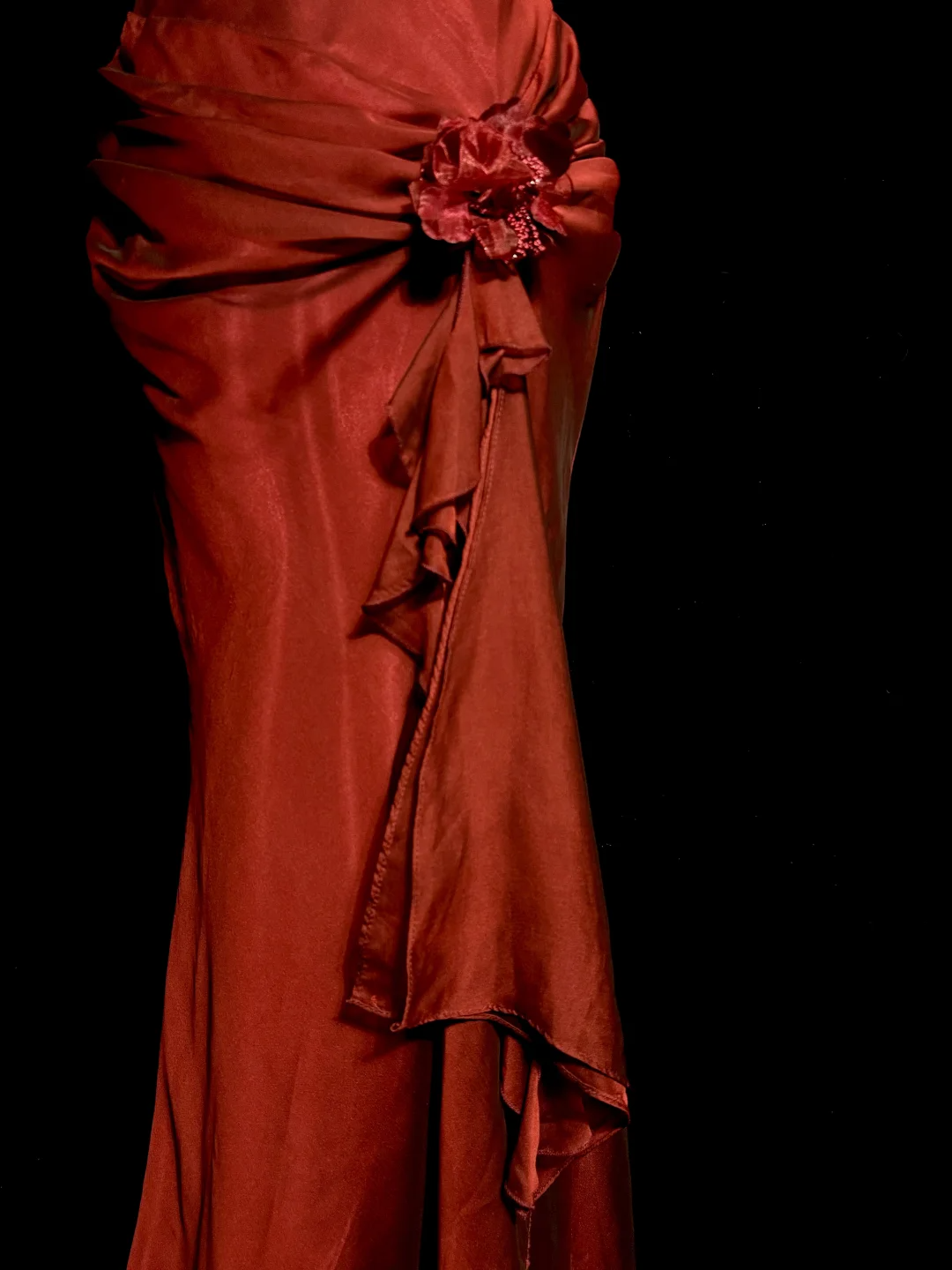 Aesthetic Mermaid Halter Neckline Red Satin Prom Dresses Ruffle Long Prom Dresses