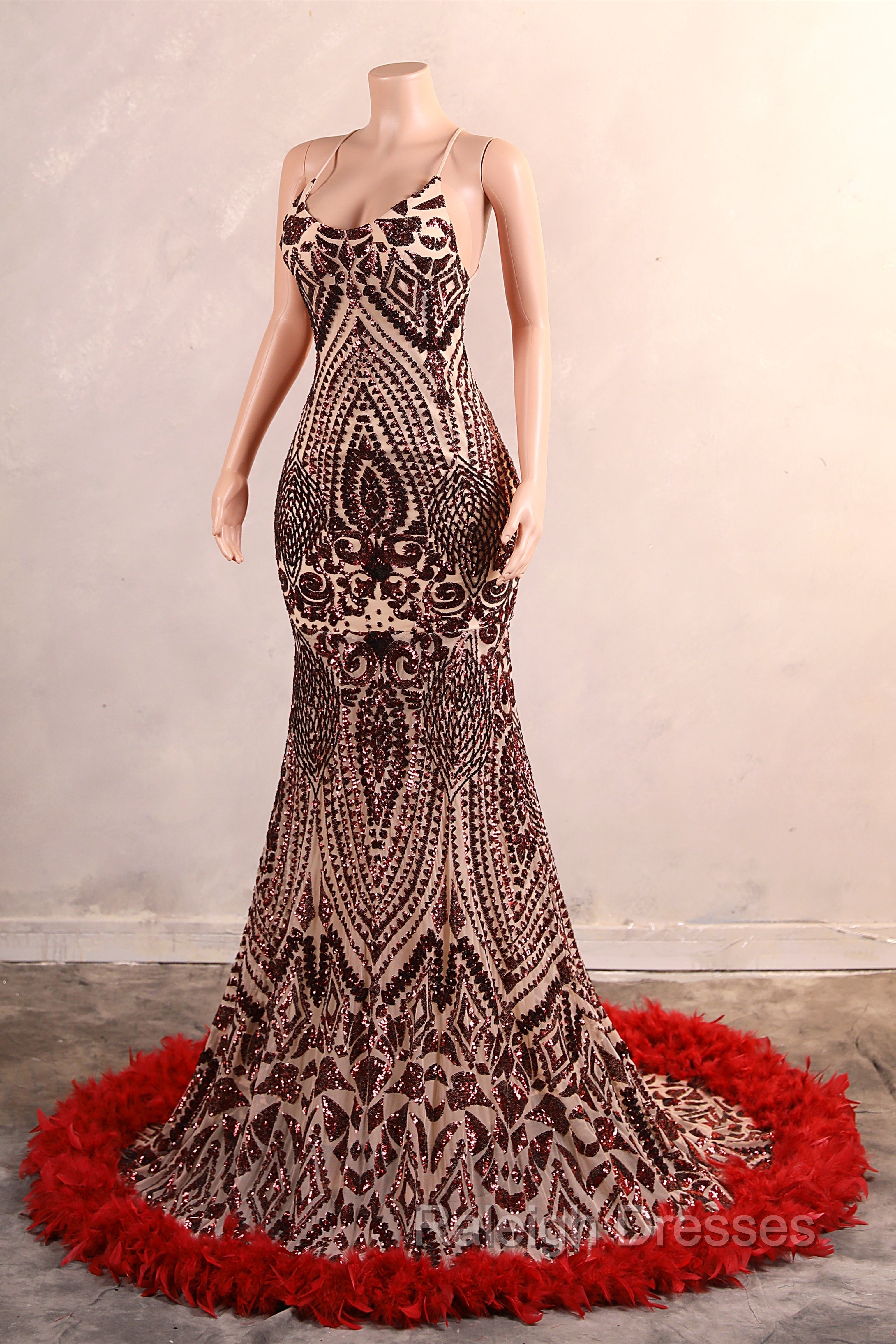 Backless Sequins Mermaid Prom Dresses Burgundy Party Evening Dresses with Feather Chapel Train Secondary image