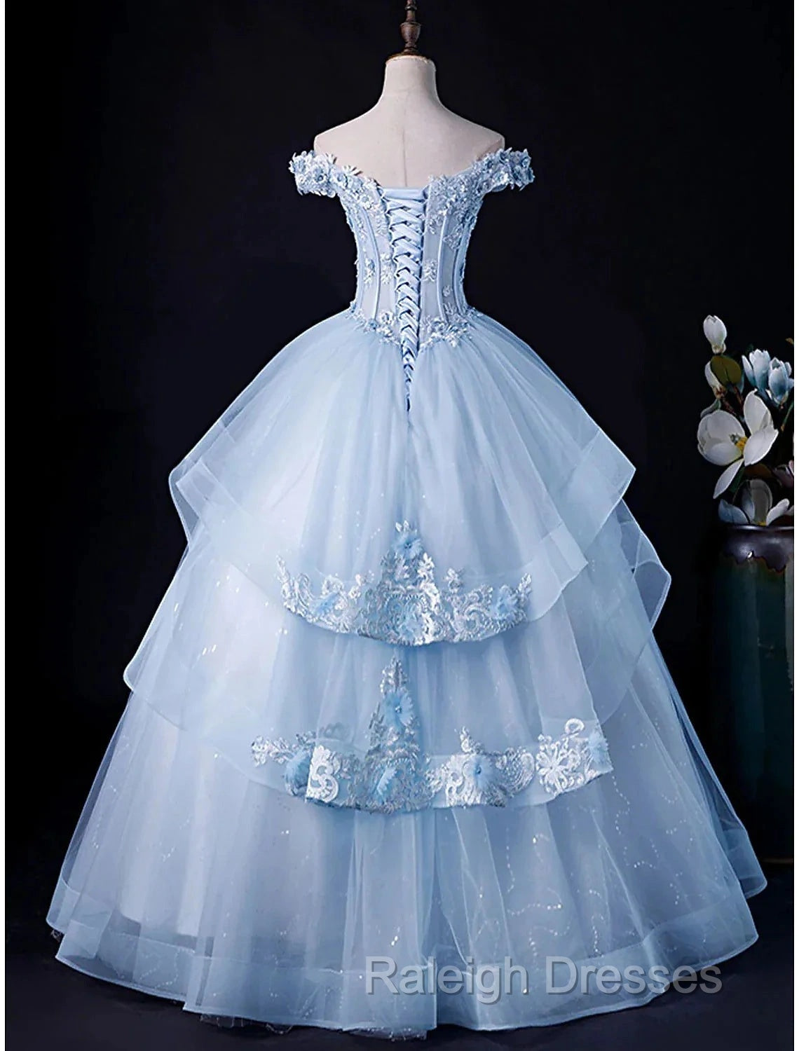 Ball Gown Evening Gown Minimalist Dress Formal Wedding Guest Floor Length Sleeveless Off Shoulder Tulle Backless With Pleats Appliques