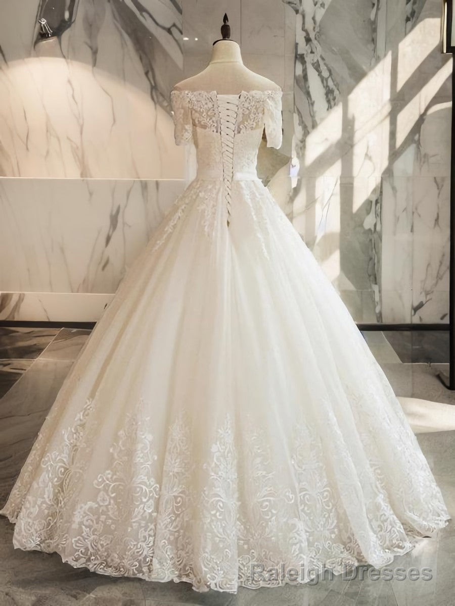 Ball-Gowns Off-the-Shoulder 1/2 Sleeves Appliques Lace Floor Length Tulle Wedding Dress