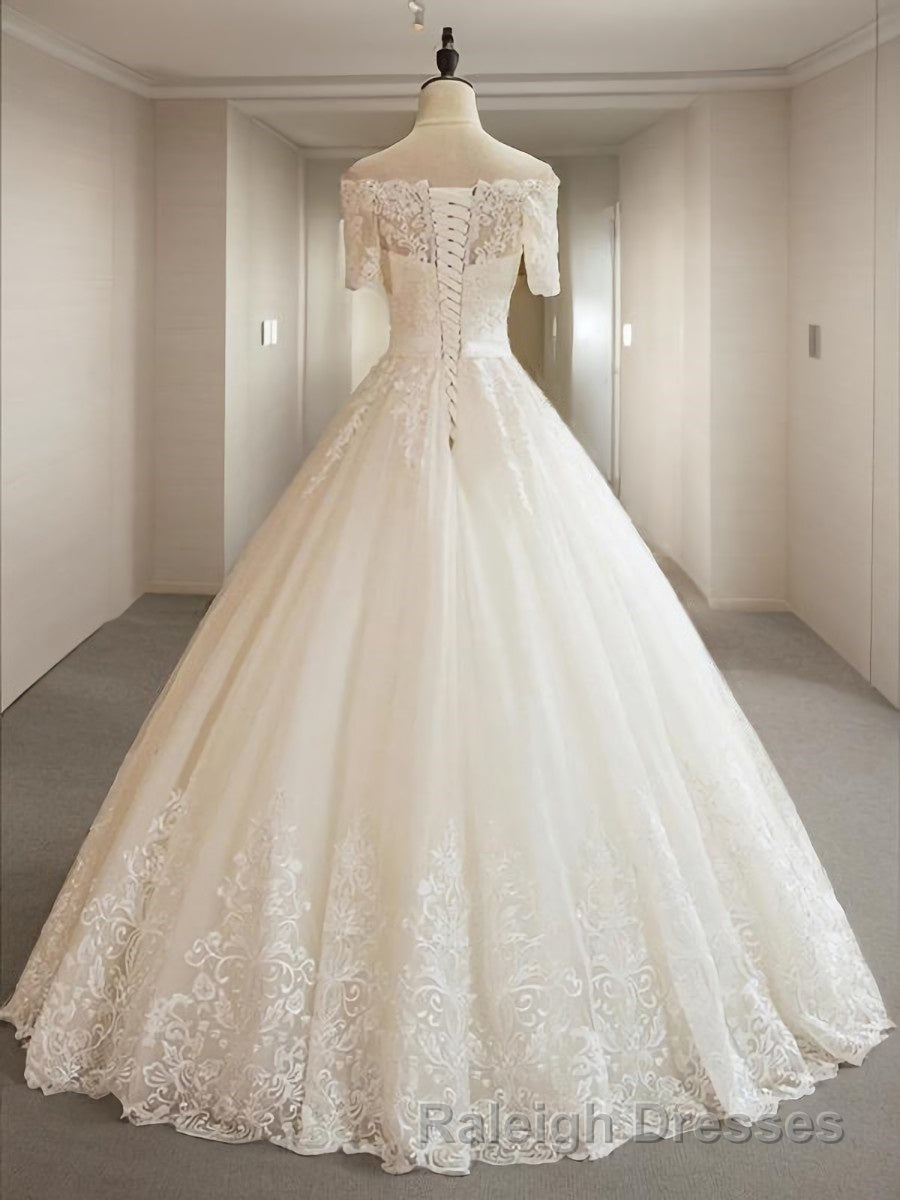 Ball Gown Off-the-Shoulder Floor Length Tulle Wedding Dress With Appliques Lace Secondary image