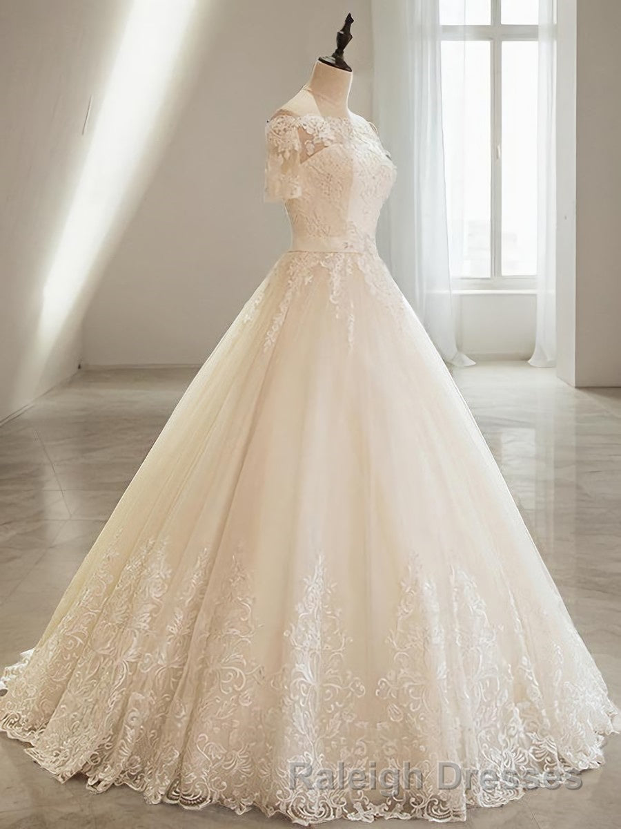 Ball Gown Off-the-Shoulder Floor Length Tulle Wedding Dress With Appliques Lace