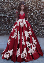 Ball Gown Off-the-Shoulder Sleeveless Court Train Tulle Prom Dresses With Pleated Appliqued