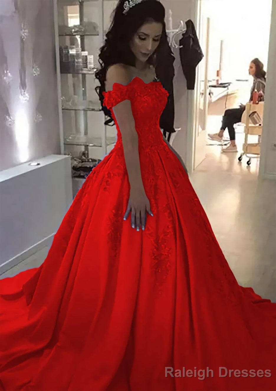 Ball Gown Off-the-Shoulder Sleeveless Sweep Train Satin Prom Dresses With Appliqued Beading