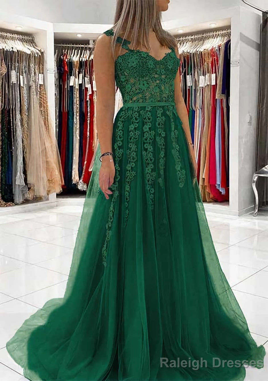 Ball Gown Princess Sweetheart Tulle Sweep Train Prom Dress With Appliqued Lace