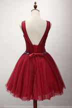 Ball Gown Scoop Neck Short Tulle Homecoming Dress With Beading