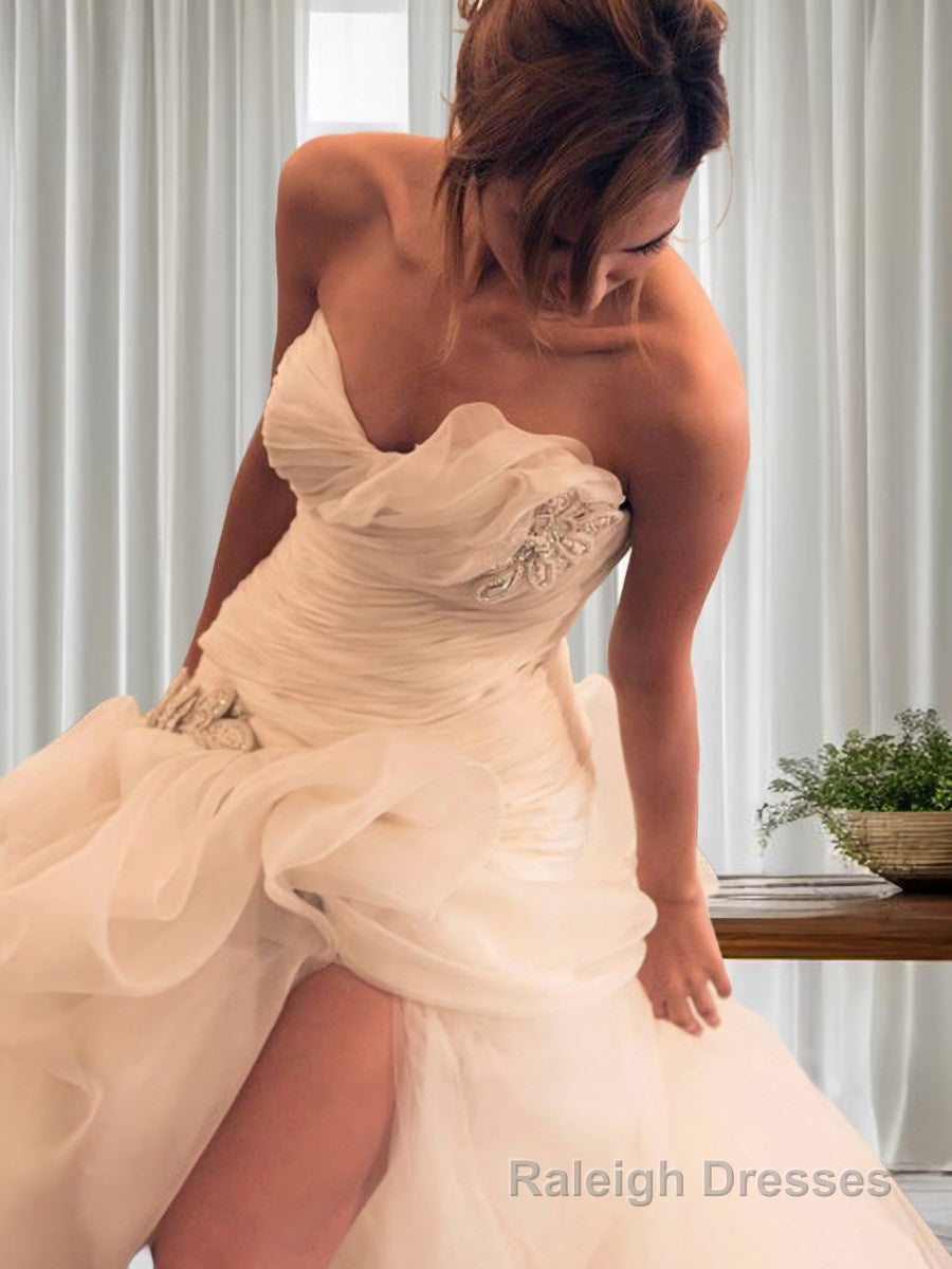 Ball Gown Sweetheart Sweep Train Organza Wedding Dresses With Leg Slit Secondary image