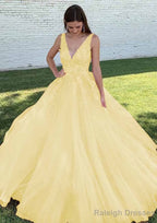 Ball Gown V Neck Court Train Lace Tulle Prom Dresses With Appliqued Beading
