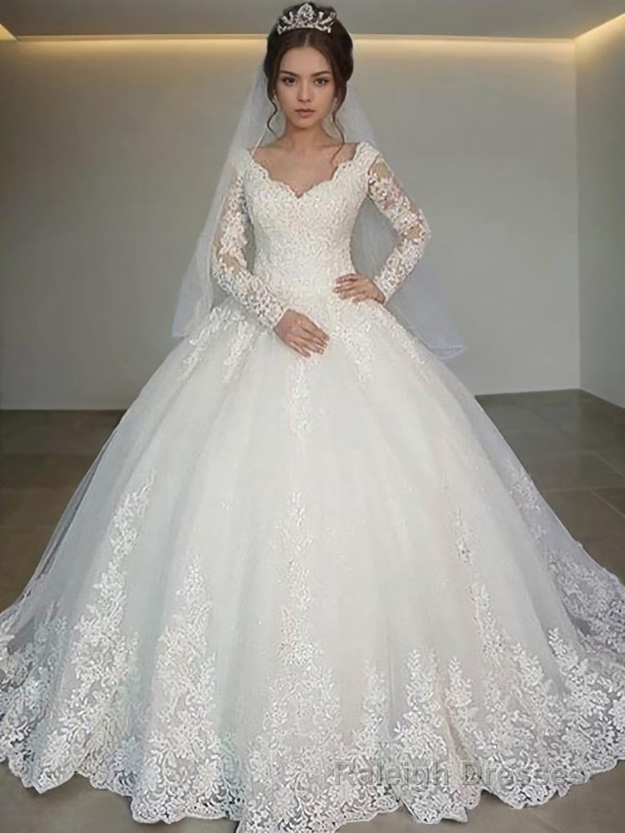 Ball Gown V-neck Court Train Tulle Wedding Dresses Main image