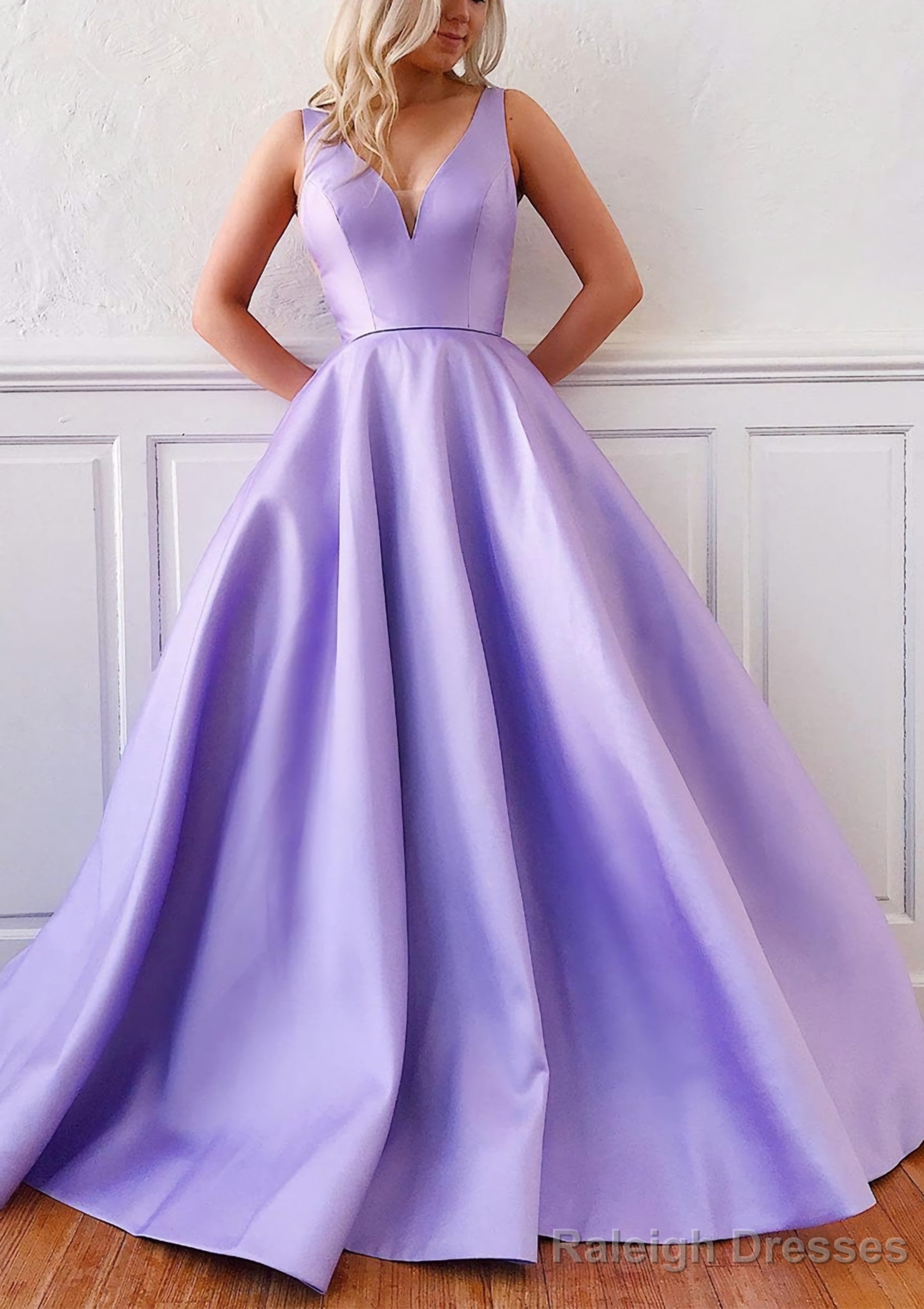Ball Gown V Neck Sleeveless Satin Sweep Train Prom Dresses Main image