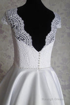 Bateau Knee-Length Cap Sleeves Open Back White Homecoming Dresses