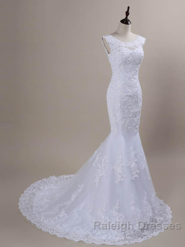 Beaded Lace Backless Mermaid Wedding Dress Secondary image