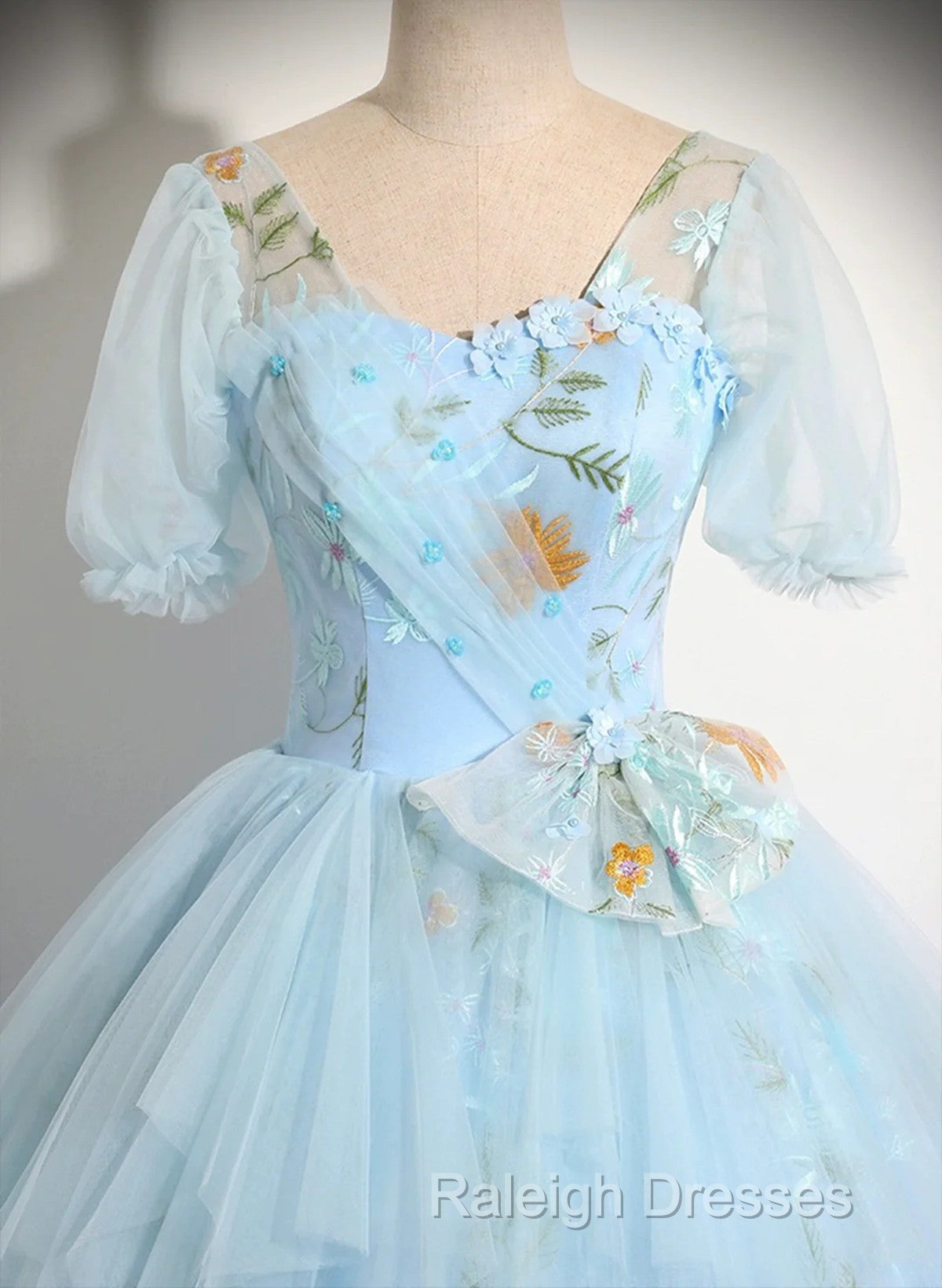 Beautiful Blue Tulle Short Sleeves Sweet 16 Dress With Bow, Blue Formal Gown Secondary image