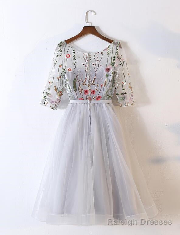 Beautiful Grey Tulle Round Neckline With Flowers Prom Dresses Short Prom Dresses Secondary image