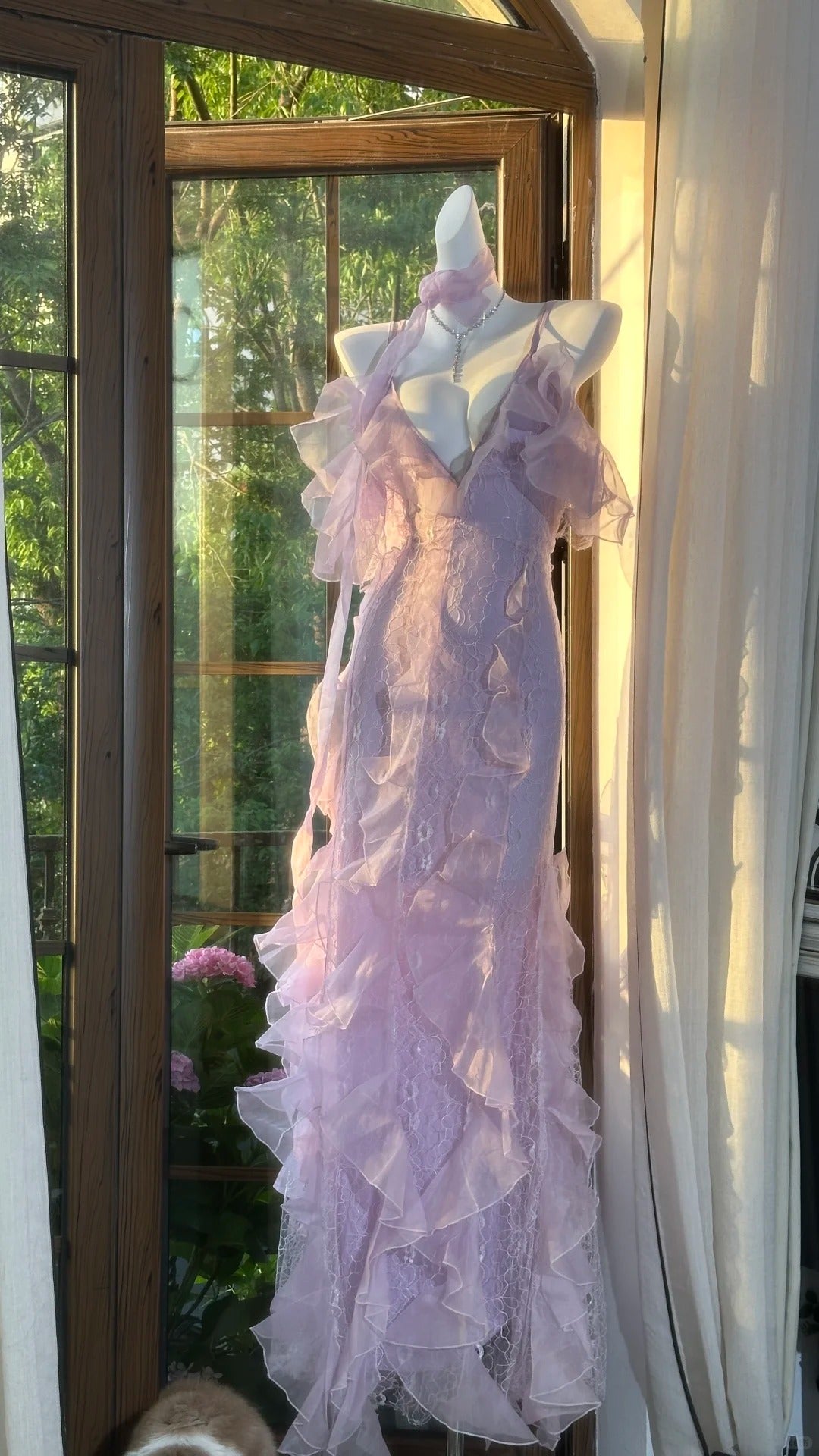 Beautiful Lavender Deep V-Neck Suspender Lace Ruffled Mermaid Formal Prom Dress