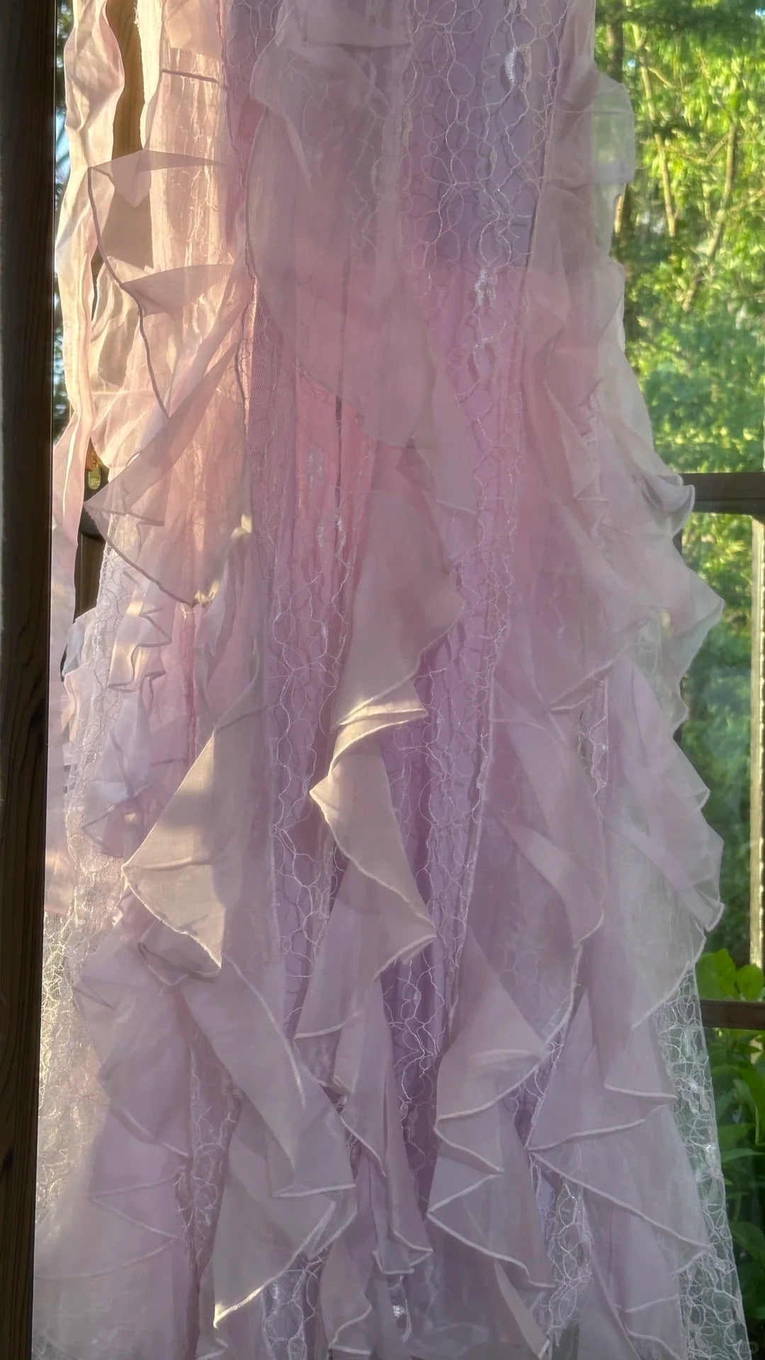 Beautiful Lavender Deep V-Neck Suspender Lace Ruffled Mermaid Formal Prom Dress