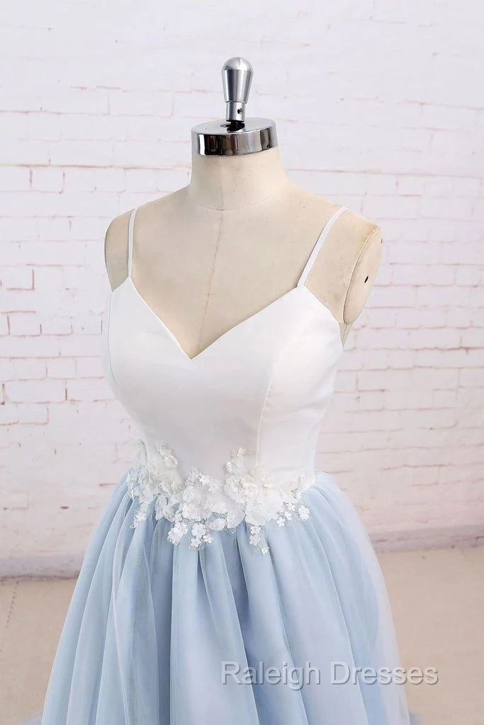 Beautiful Light Blue Tulle And White Top Long Wedding Party Gowns, Straps Junior Prom Dress