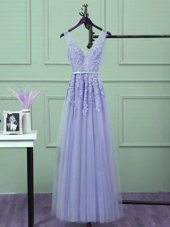 Beautiful Light Purple Tulle Long Prom Gowns A-Line V-Neckline Prom Dresses