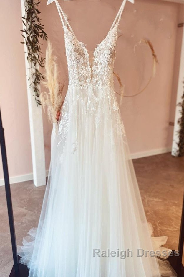 Beautiful Long A-line Backless Tulle Wedding Dresses with Appliques Lace