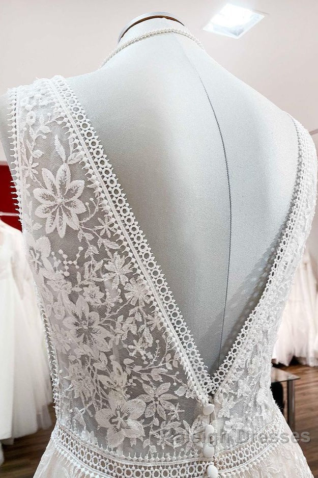 Beautiful Long A Line Lace Appliques Tulle Open Back Wedding Dress