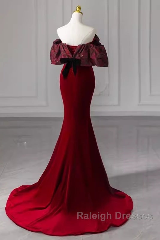 Beautiful Mermaid Off The Shoulder Long Red Prom Dresses