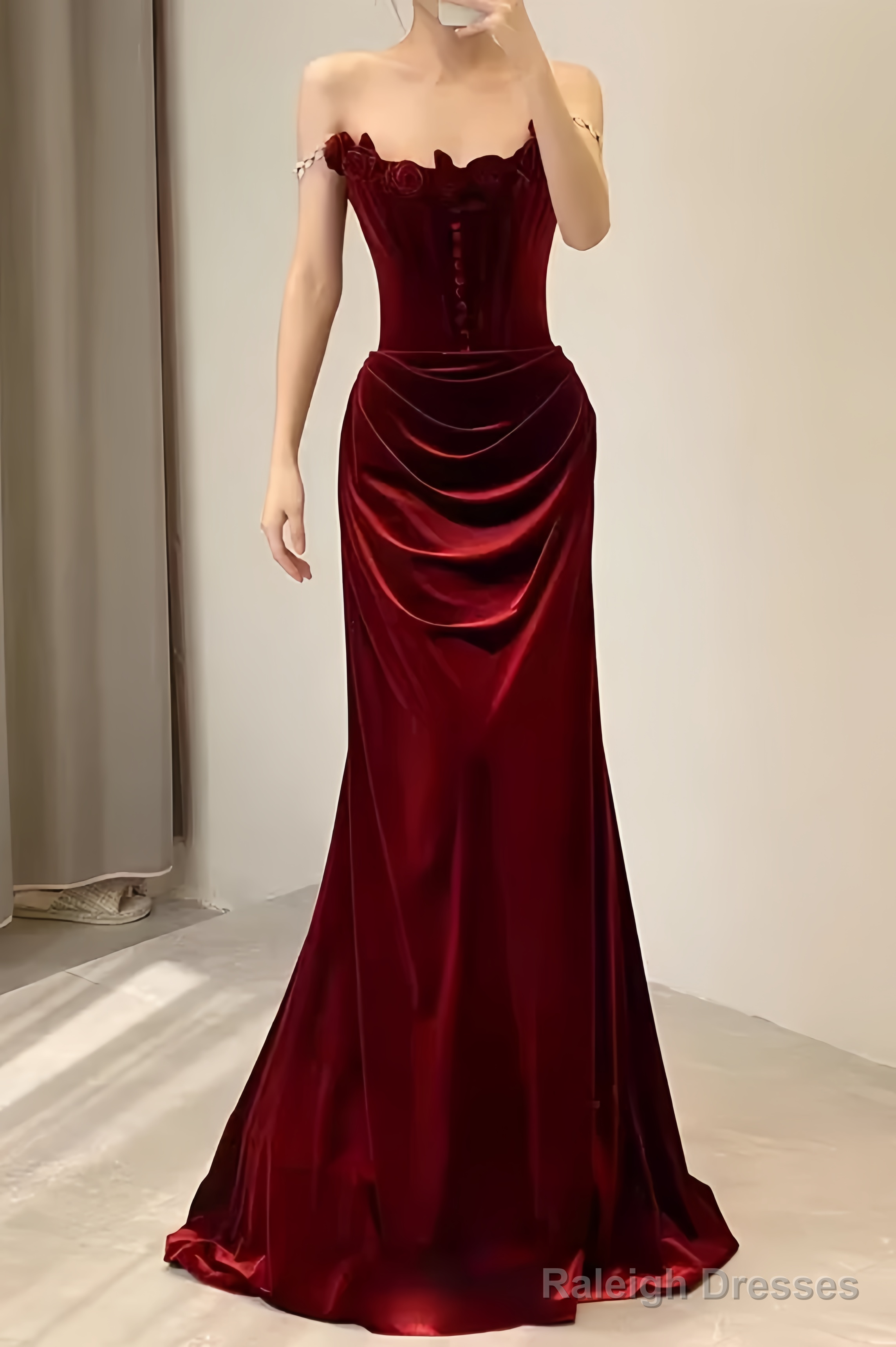 Beautiful Mermaid Strapless Red Velvet Long Prom Dress Main image