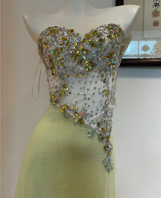 Beautiful Mermaid Sweetheart Neckline Rhinestone Chiffon Long Formal Prom Dress