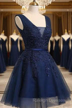 Beautiful Navy Blue Knee Length Homecoming Dress V-Neckline Short Prom Dress