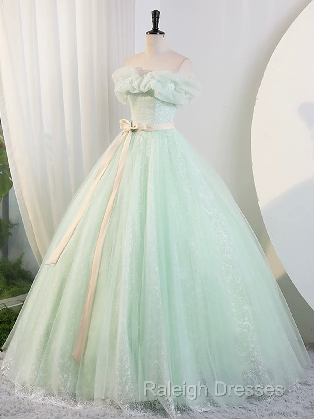 Beautiful Sage Green Tulle Floor Length Prom Dresses, A-Line Off The Shoulder Evening Part Dresses