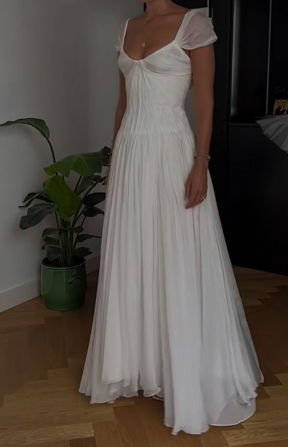 Beautiful White Chiffon A-Line Prom Dresses Wedding Dresses Main image