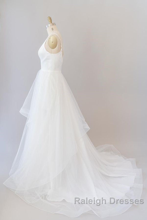 Beautiful White Long A Line V Neck Tulle Backless Wedding Dresses