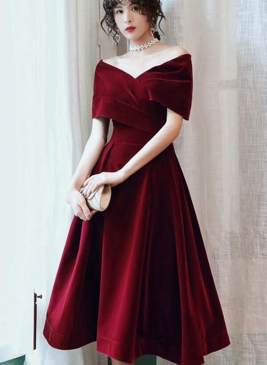 Beautiful Wine Red Velvet Tea Length Prom Dresses Bridesmaid Dresses