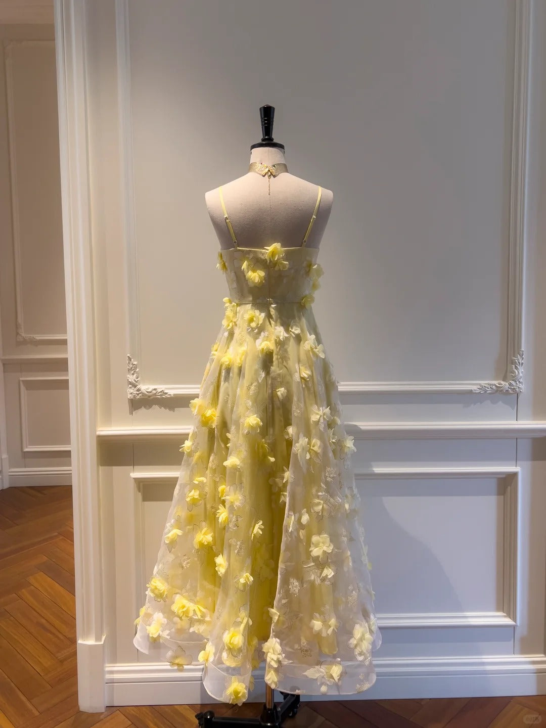 Beautiful Yellow A-Line Square Neck Strapless 3D Flower Mesh Long Formal Prom Dress