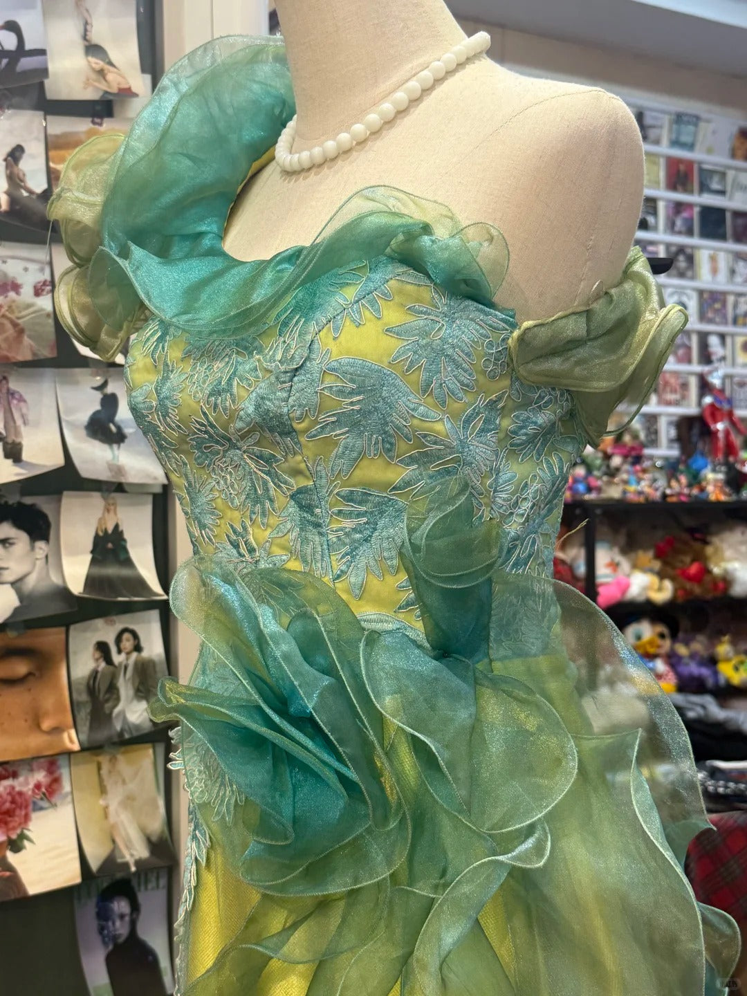 Beautiful Yellow-Green A-Line One-Shoulder Tulle Long Formal Prom Dress