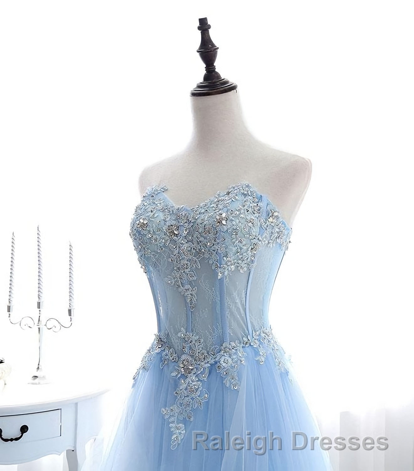 Light Blue Tulle Lace Long Prom Dresseses