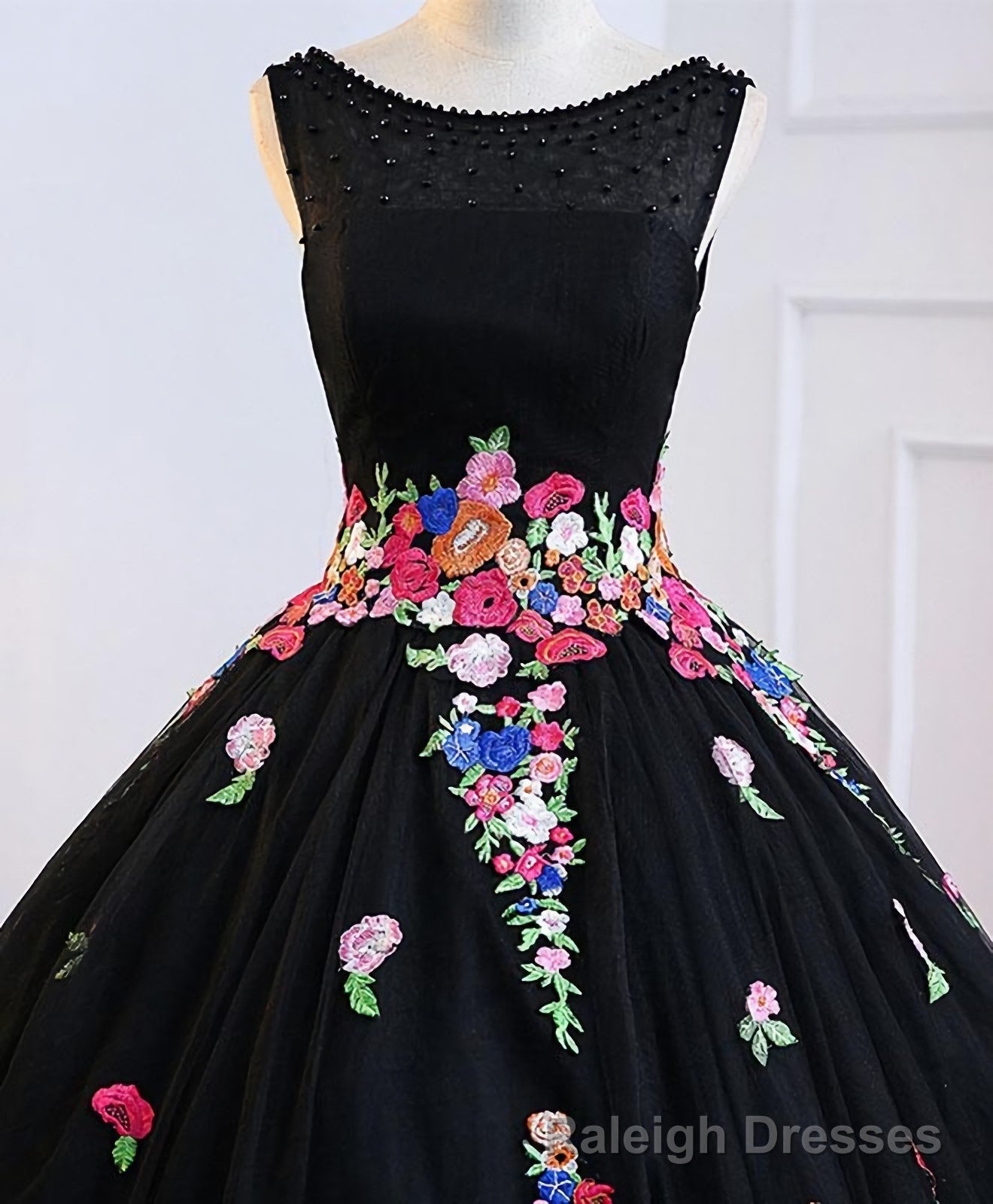 Black Tulle Long Prom Gown Black Evening Dress Secondary image