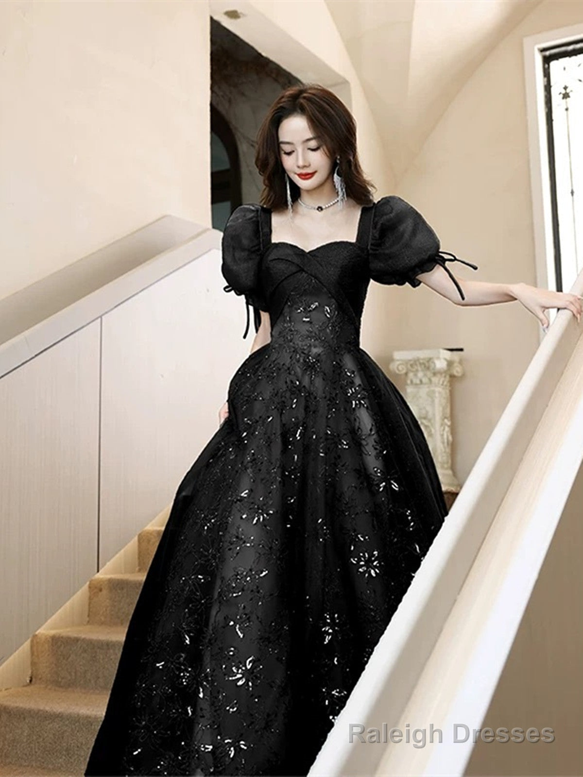 Black A-Line Short Sleeves Lace Floor Length Prom Dresses Black Sweetheart Prom Dresses