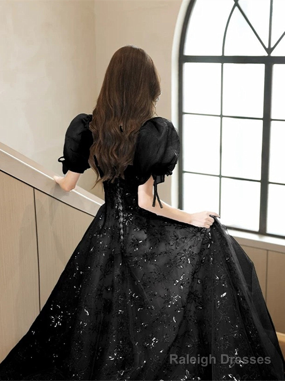 Black A-Line Short Sleeves Lace Floor Length Prom Dresses Black Sweetheart Prom Dresses