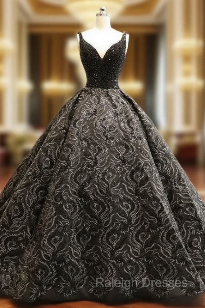 Black Ball Gown Vintage V-neck Appliques With Beading Wedding Dress