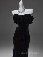 Black Mermaid Off-The-Shoulder Velvet Long Prom Dress, Elegant Quinceanera Dress