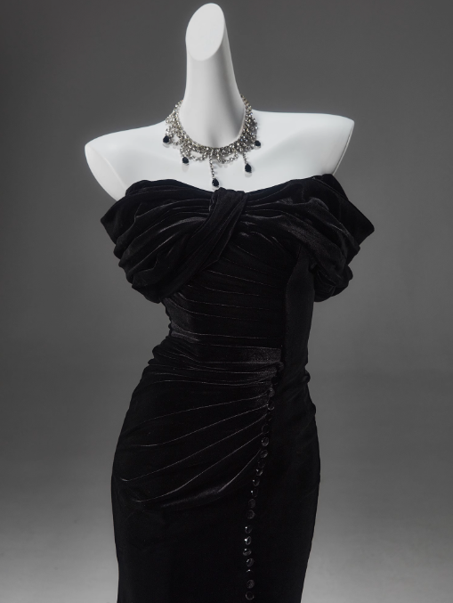 Black Mermaid Off-The-Shoulder Velvet Long Prom Dress, Elegant Evening Dress