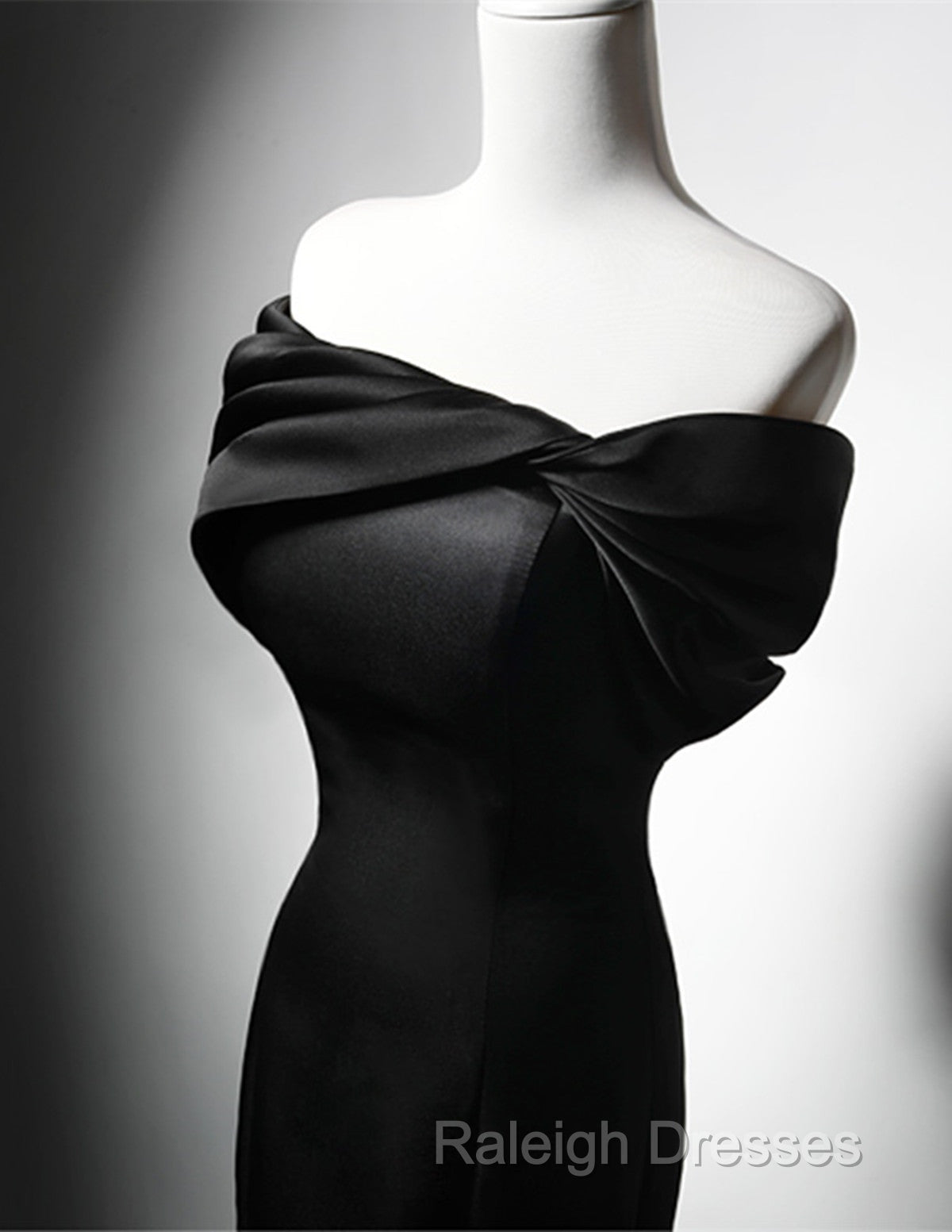 Black Mermaid Satin Off Shoulder Prom Dresses Black Satin Prom Dresses Secondary image