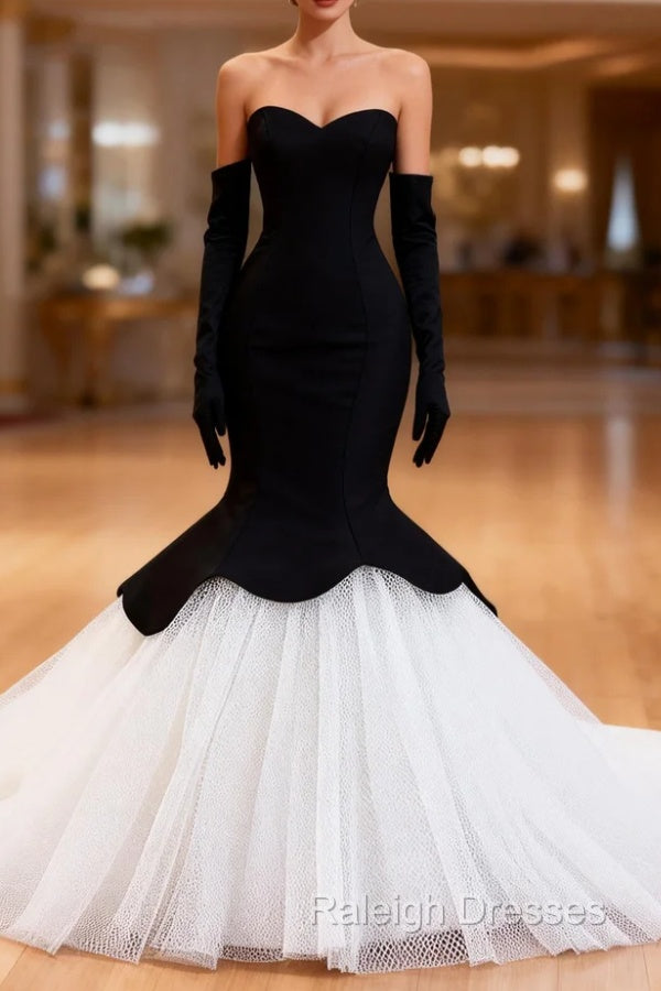 Black Mermaid White Tulle Long Sleeve Prom Dresses Main image