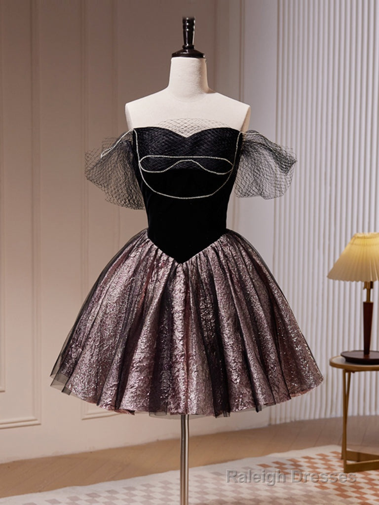 Black Mini Short Prom Dress, Sweetheart Neck Black Cute Homecoming Dress Main image