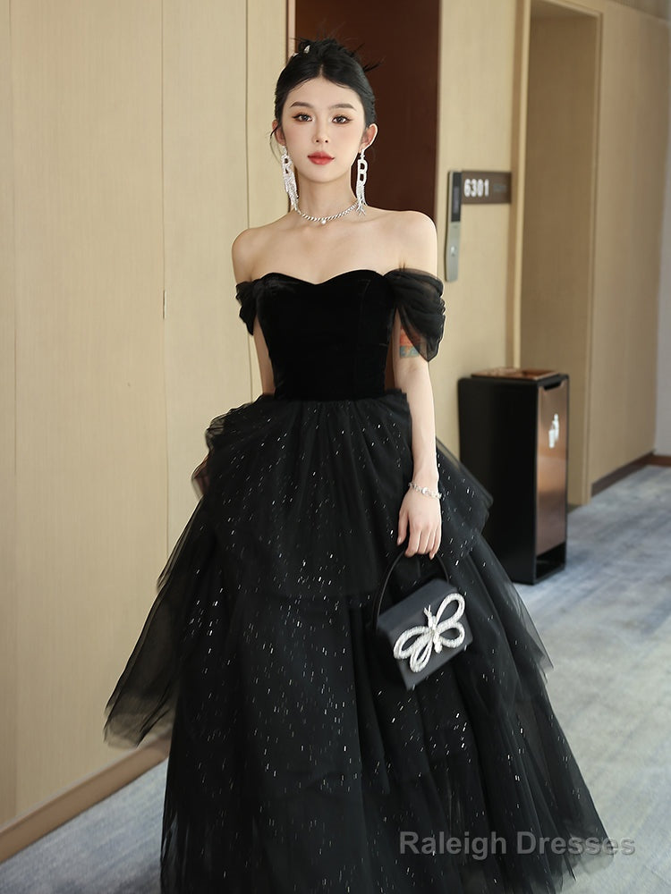 Black Off Shoulder Sweetheart Velvet And Tulle Prom Dress, Black Sweet 16 Dress Secondary image