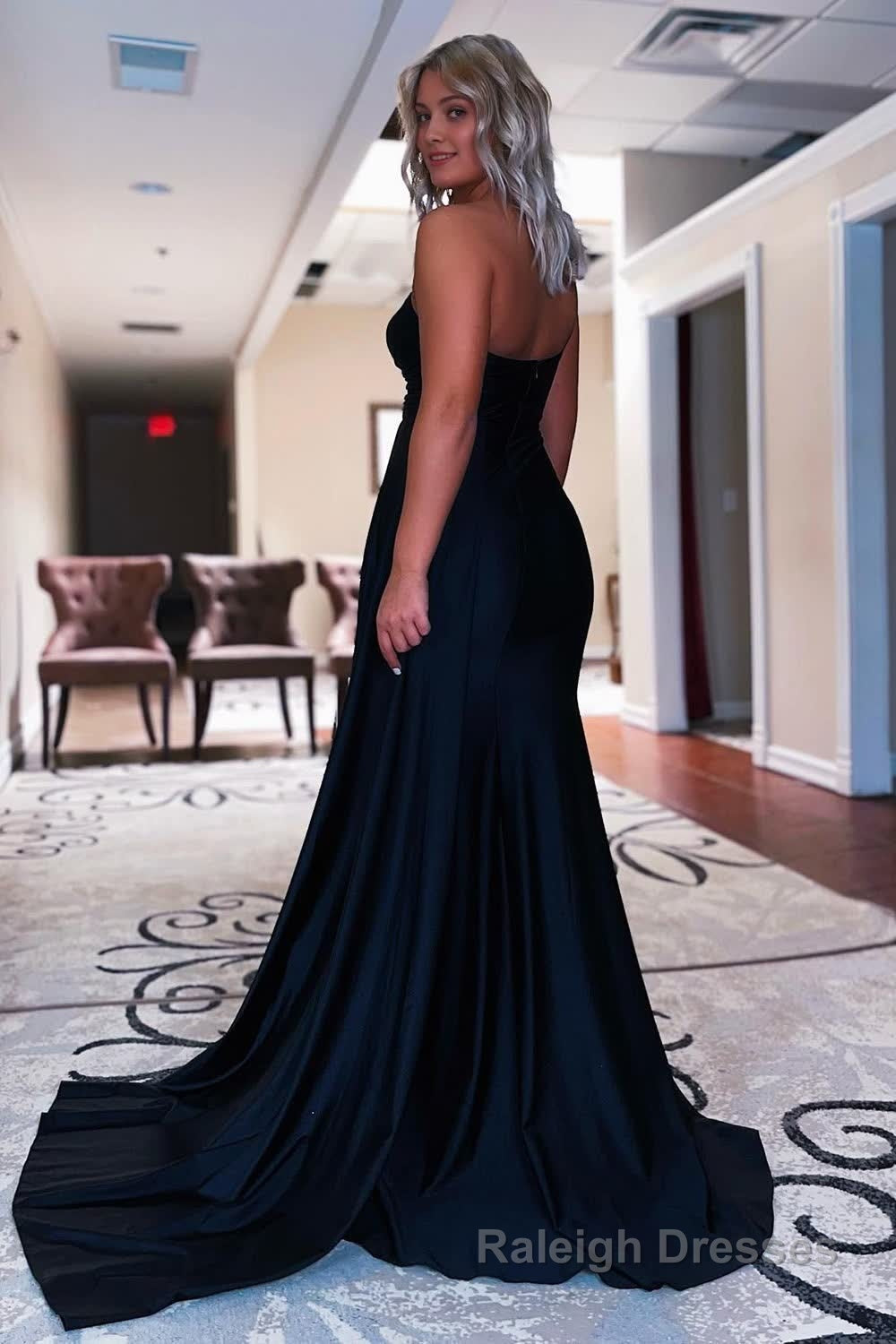 Black One Shoulder Mermaid Prom Dress