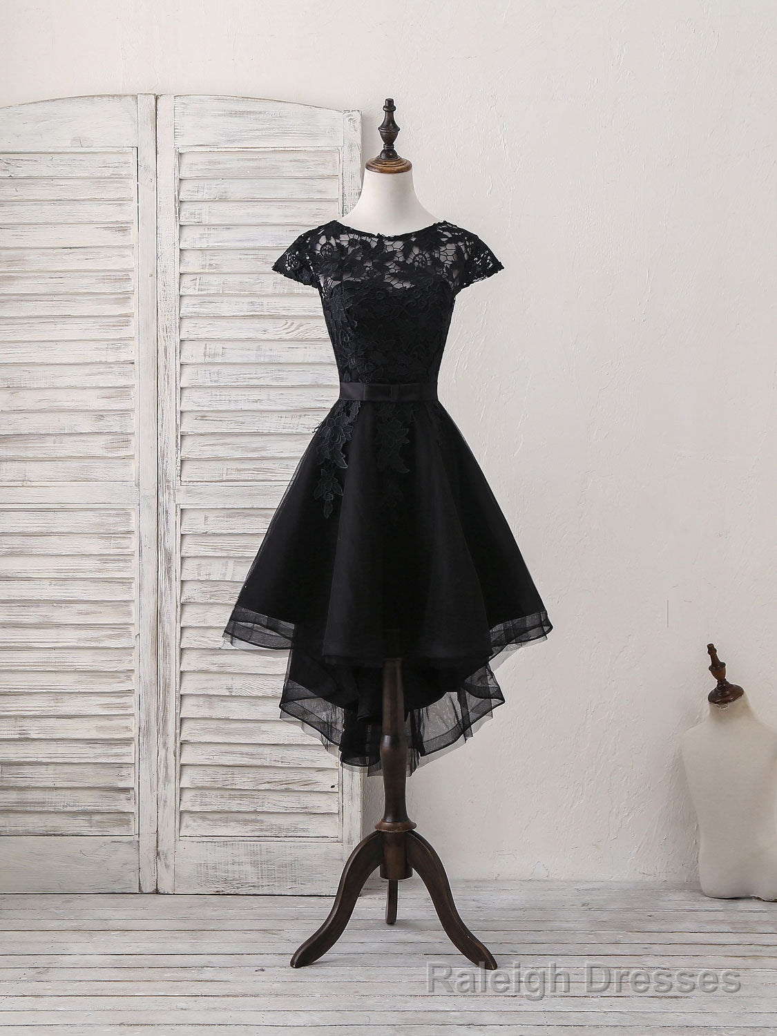 Black Round Neck Tulle Lace Applique Short Prom Dress, Black Homecoming Dress Secondary image