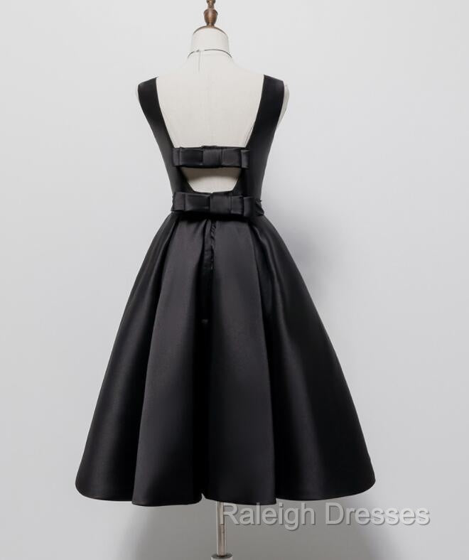 Black Satin Knee Length Round Neckline Prom Dresses Black Short Prom Dresses Secondary image
